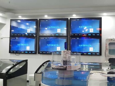 中億睿廣告機為深圳詩邁兒花園酒家餐飲業(yè)賦能，讓精彩已在“吃”之外