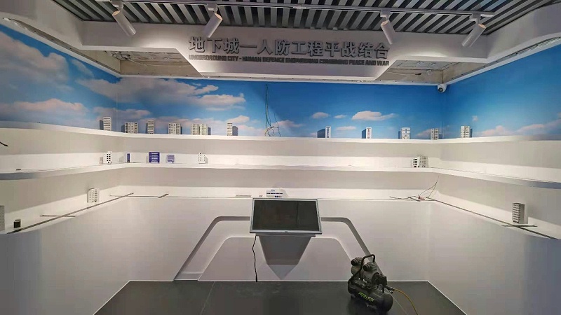 云南陸良黨群服務(wù)中心引入滑軌屏、拼接屏、一體機(jī)打造信息平臺